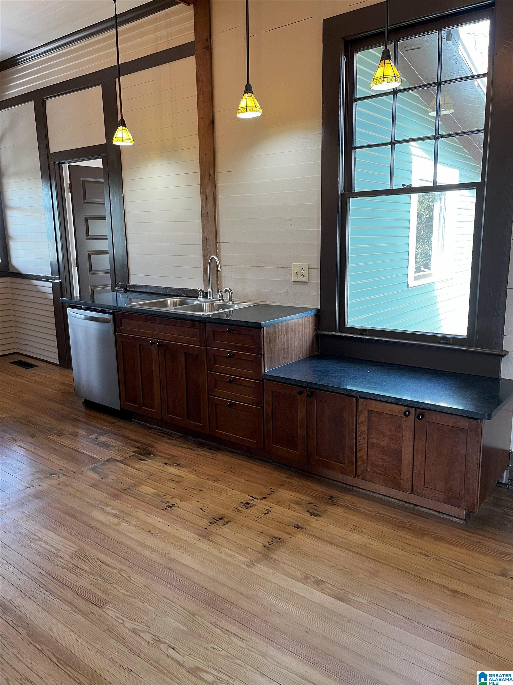 45 West Highland Vincent, AL 35178 - Photo 9 of 18