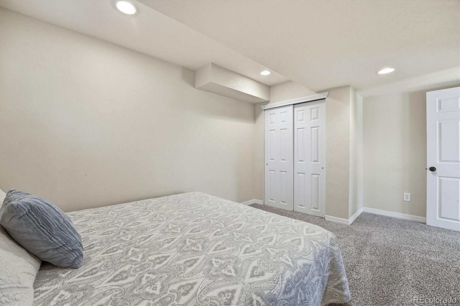 822 Shadowstone Drive Highlands Ranch, CO 80129 - Photo 36 of 45