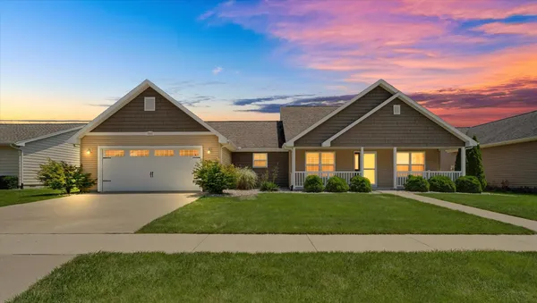 $315,000 | 2602 North Skyline Drive, Urbana, IL 61802