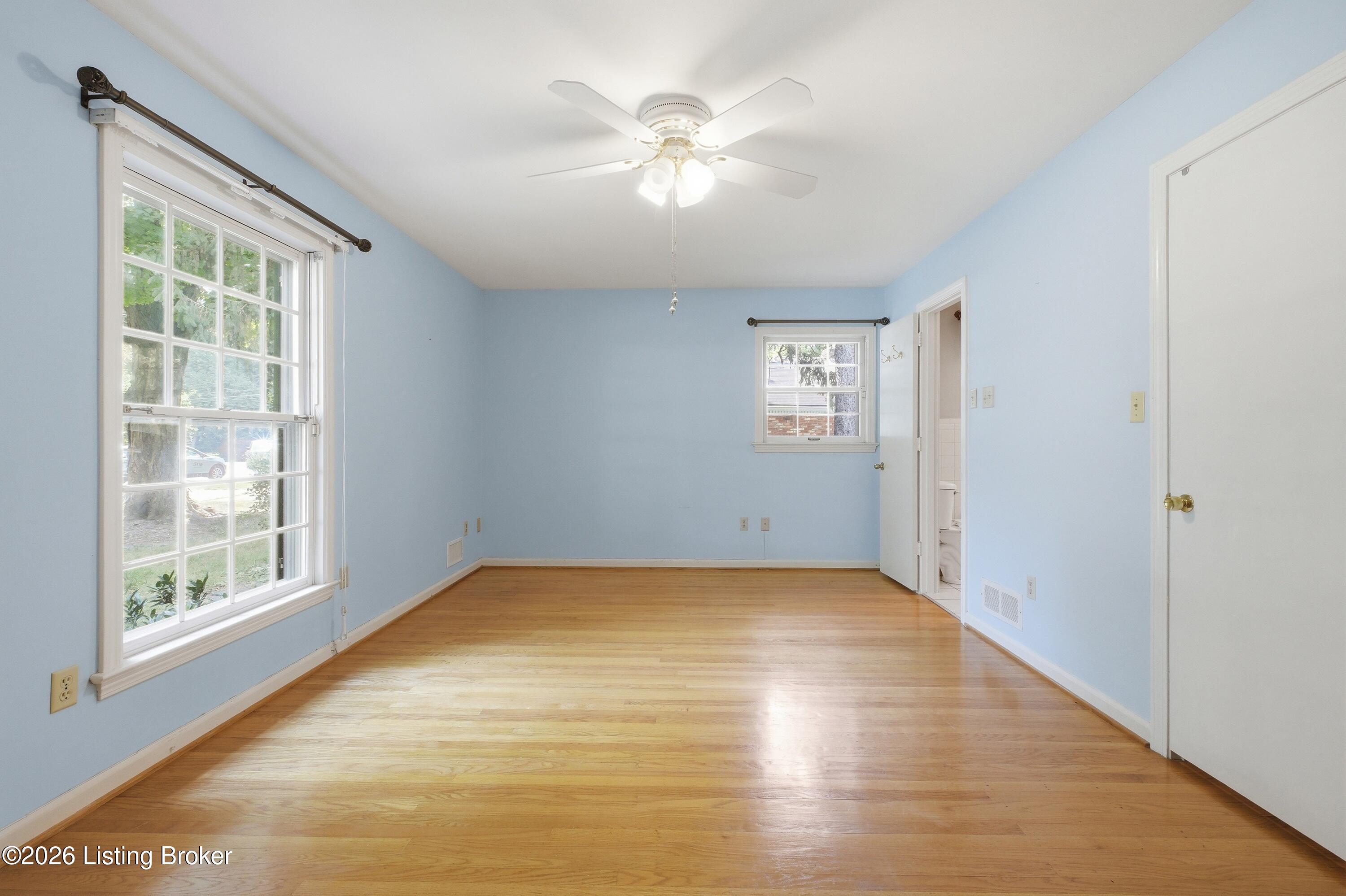3217 Dundee Road Louisville, KY 40205 - Photo 38 of 73 30_3217dundee_louisvillerealestatemedia_