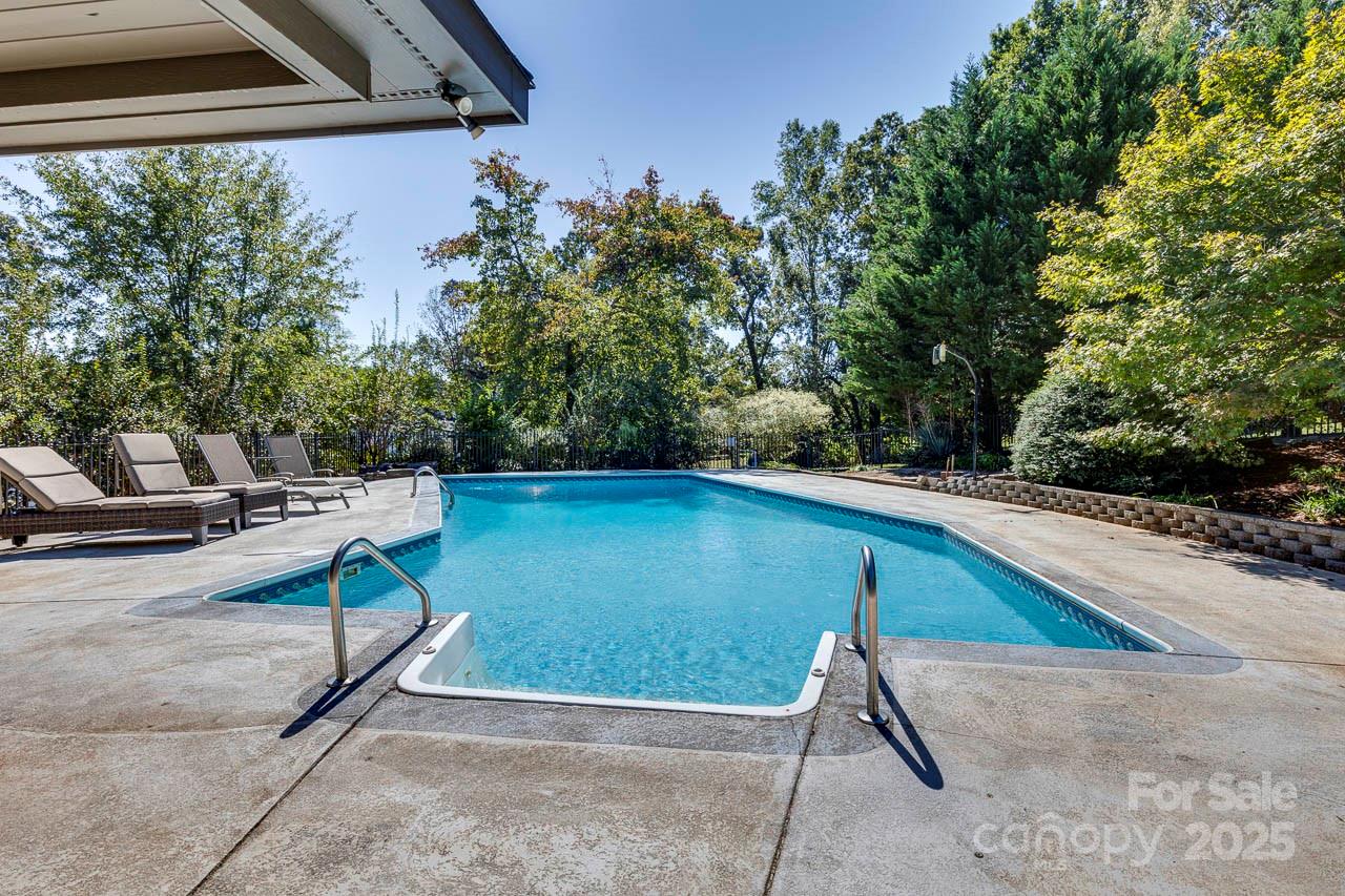 285 Old Batson Road Taylors, SC 29687 - Photo 32 of 48 a view of a backyard with sitting area