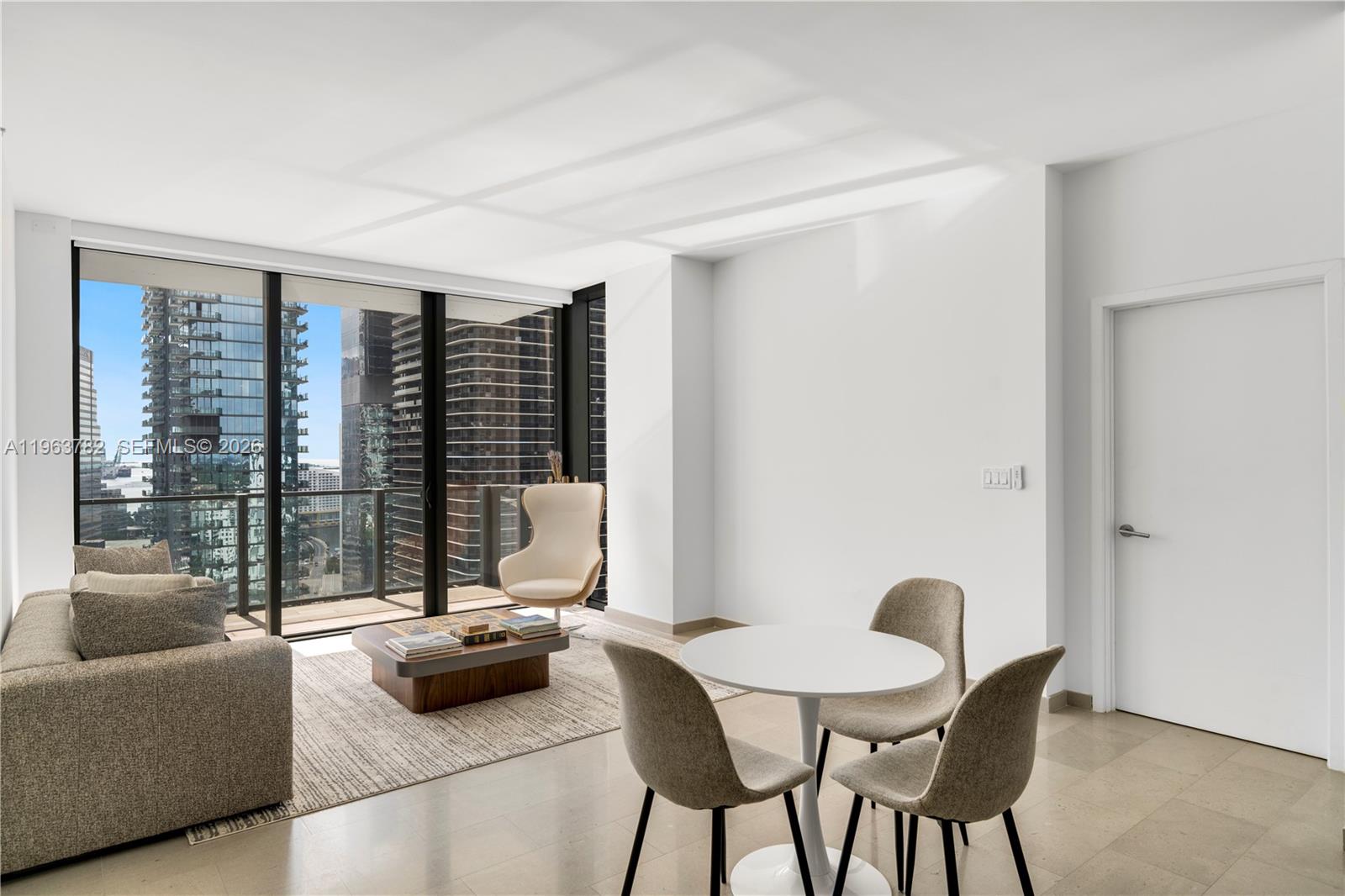 88 Southwest 7th Street, Unit 2105 Miami, FL 33130 - Photo 2 of 16