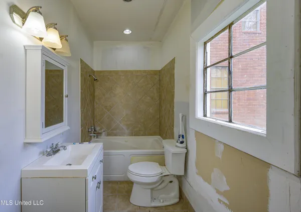 $110,000 | 1115 Grove Street, Vicksburg, MS 39183