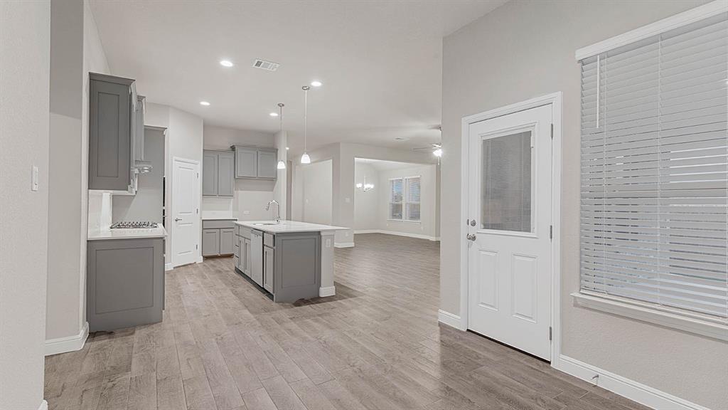 3275 Grayton Street Grand Prairie, TX 76065 - Photo 8 of 36