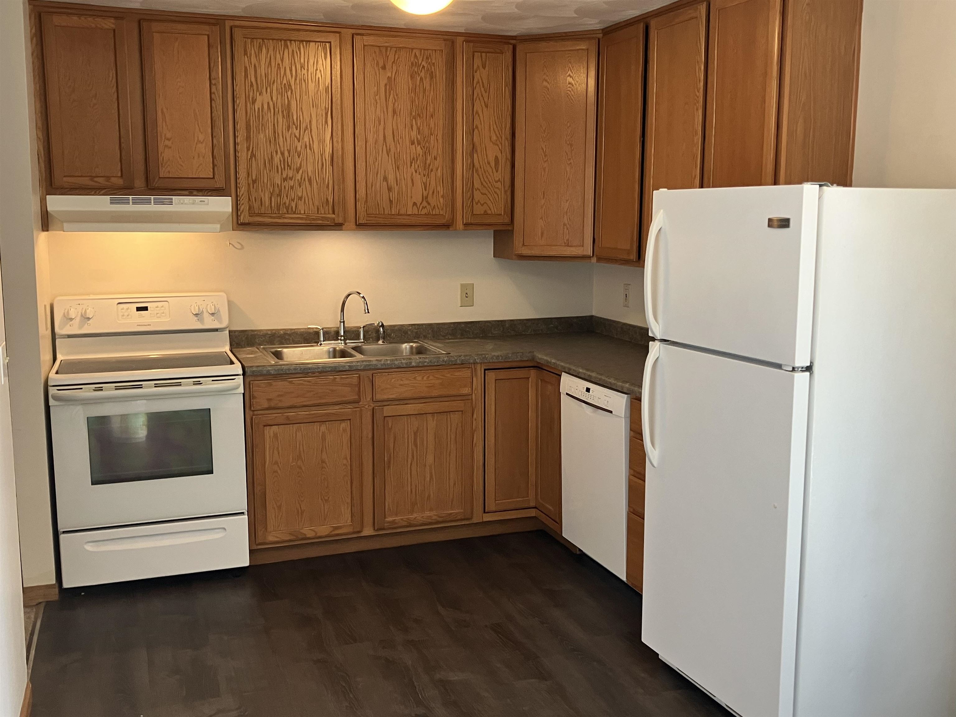 3201 Norwich Road Lansing, MI 48911 - Photo 11 of 31