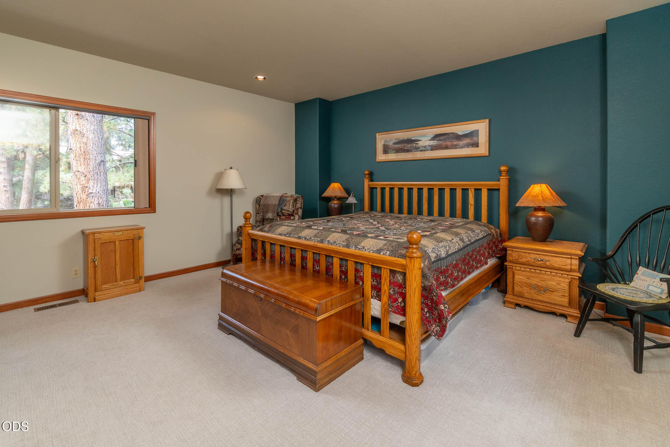 60621 Golf Village Loop Bend, OR 97702 - Photo 20 of 47