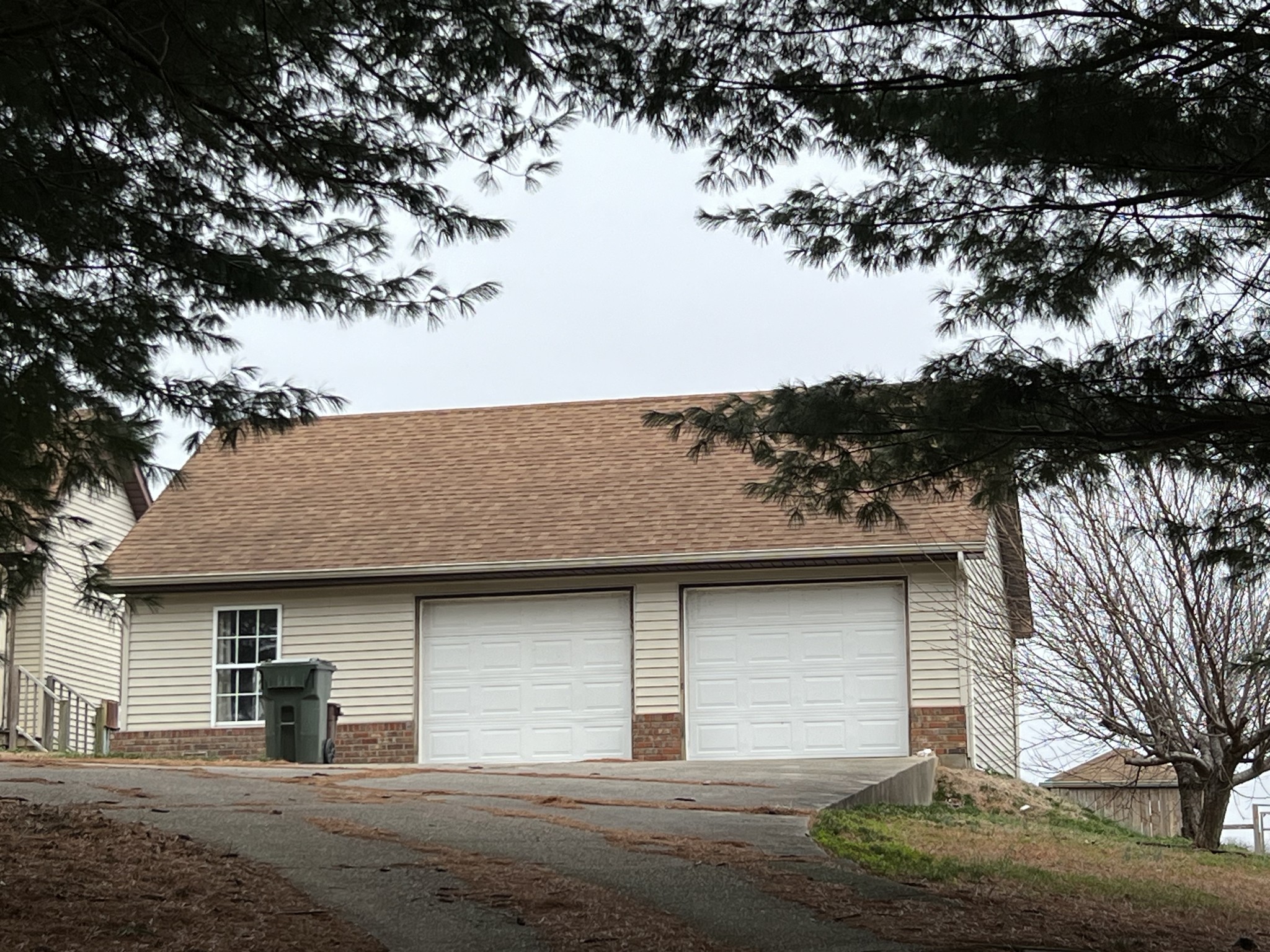 141 Buntin Mill Road Portland, TN 37148 - Photo 5 of 45 a view of a house with a tree