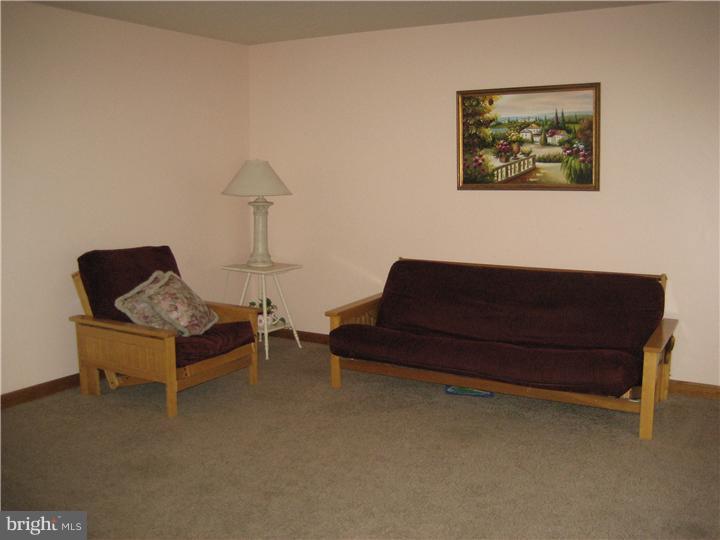 2711 Temple Drive Sinking Spring, PA 19608 - Photo 4 of 24 Gallery Image 4