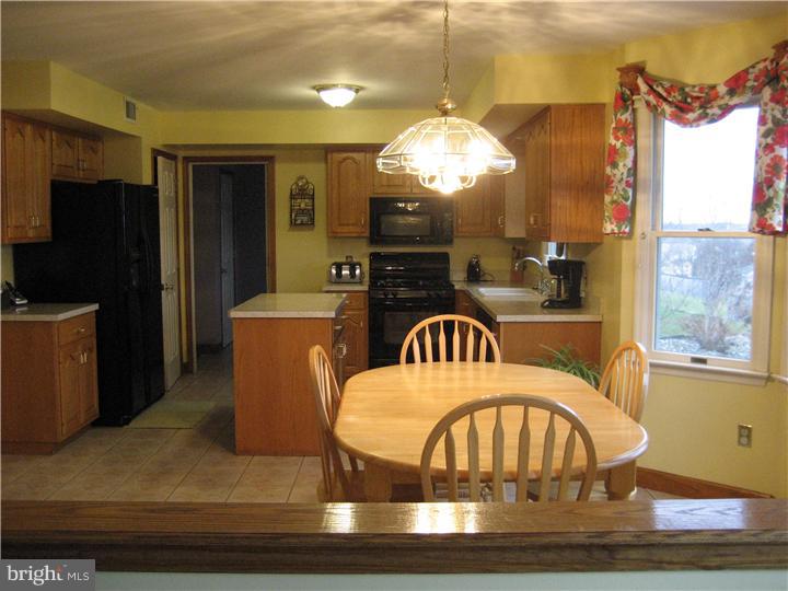 2711 Temple Drive Sinking Spring, PA 19608 - Photo 8 of 24 Gallery Image 8