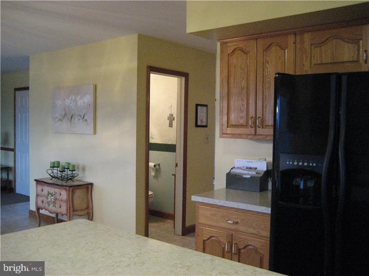 2711 Temple Drive Sinking Spring, PA 19608 - Photo 10 of 24 Gallery Image 10