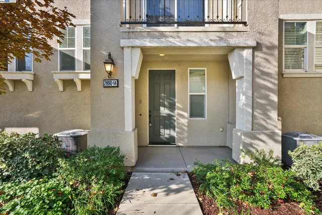 $725,000 | 2890 Kew Avenue, Unit 14, Livermore, CA 94551