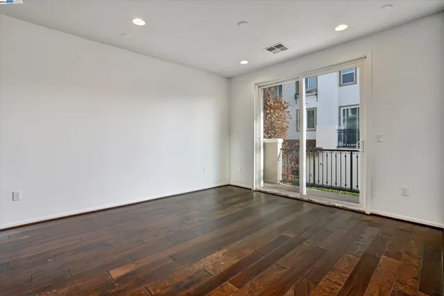 $725,000 | 2890 Kew Avenue, Unit 14, Livermore, CA 94551