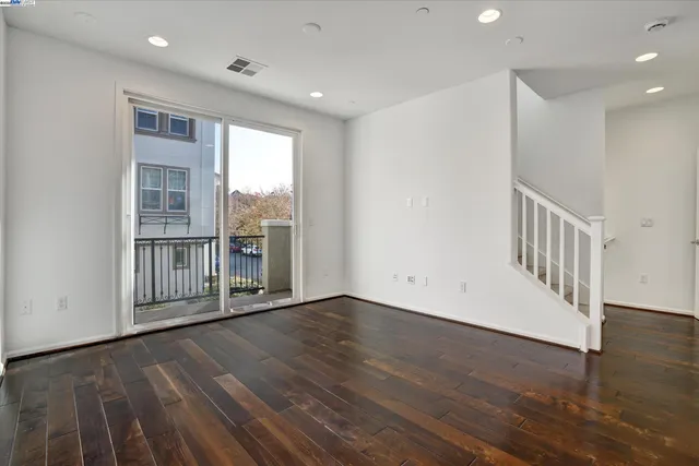 $725,000 | 2890 Kew Avenue, Unit 14, Livermore, CA 94551