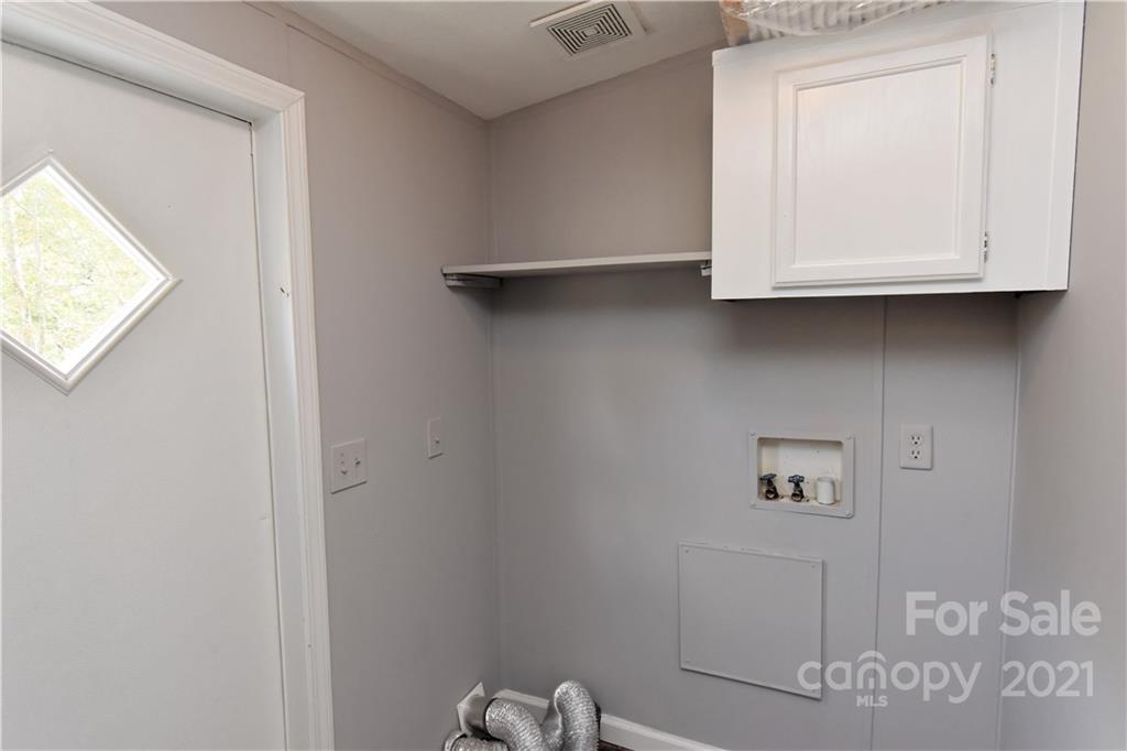 174 High Ridge Circle Maiden, NC 28650 - Photo 11 of 28 Gallery Image 11