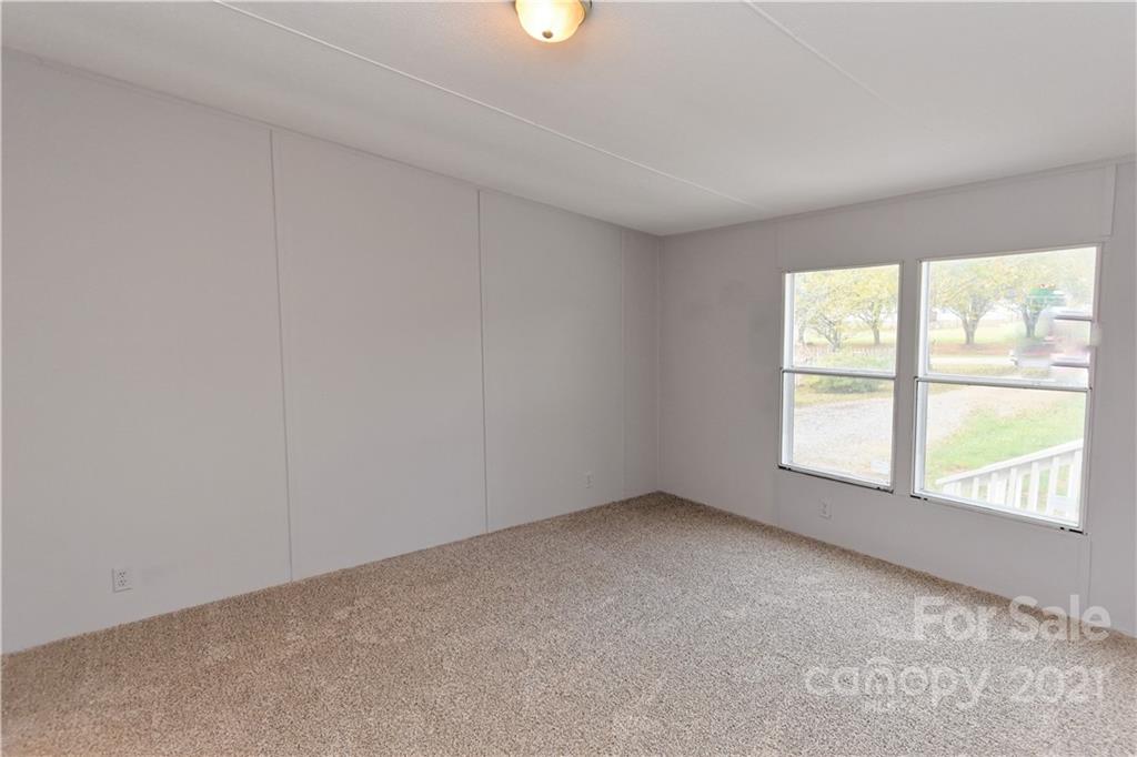 174 High Ridge Circle Maiden, NC 28650 - Photo 12 of 28 Gallery Image 12
