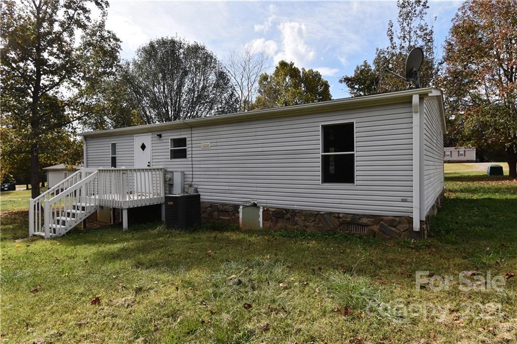 174 High Ridge Circle Maiden, NC 28650 - Photo 4 of 28 Gallery Image 4