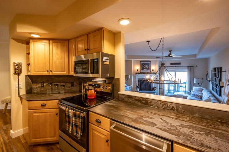 160 Solitude Road, Unit L203 Ludlow, VT 05149 - Photo 11 of 40 Gallery Image 11