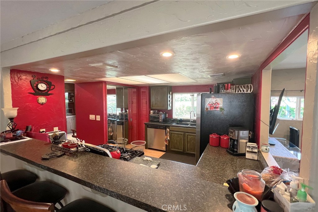 119 Del Mar Rancho Mirage, CA 92270 - Photo 16 of 40 a room with gym equipment