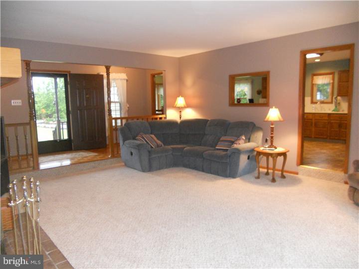 587 Lincoln Road Pilesgrove, NJ 08098 - Photo 13 of 24 Great Room