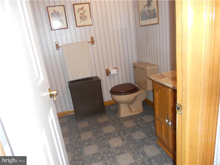 587 Lincoln Road Pilesgrove, NJ 08098 - Photo 14 of 24 Bathroom