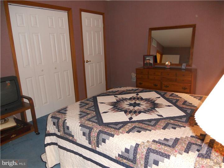 587 Lincoln Road Pilesgrove, NJ 08098 - Photo 15 of 24 Bedroom 2