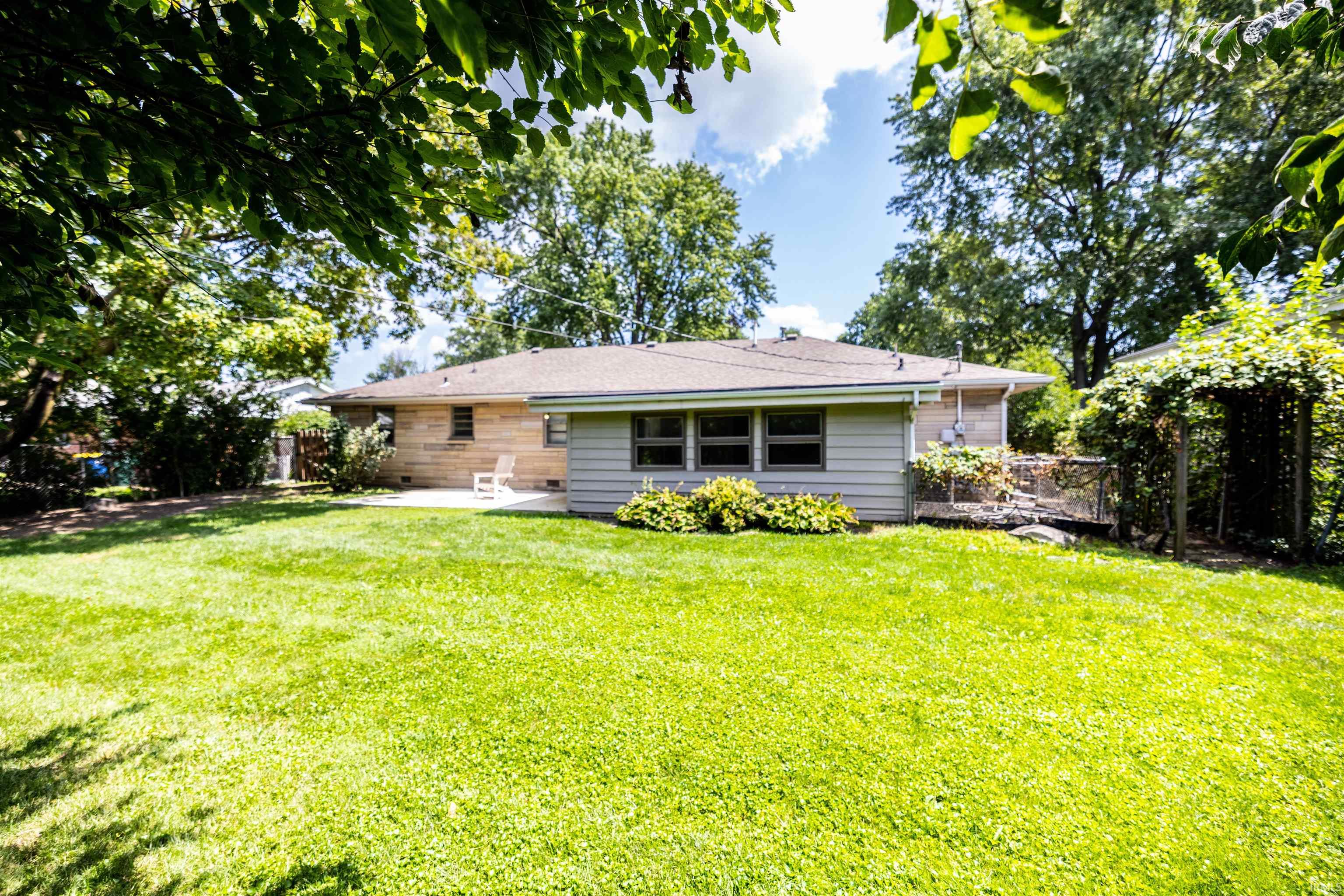 1203 North Riley Road Muncie, IN 47304 - Photo 4 of 20