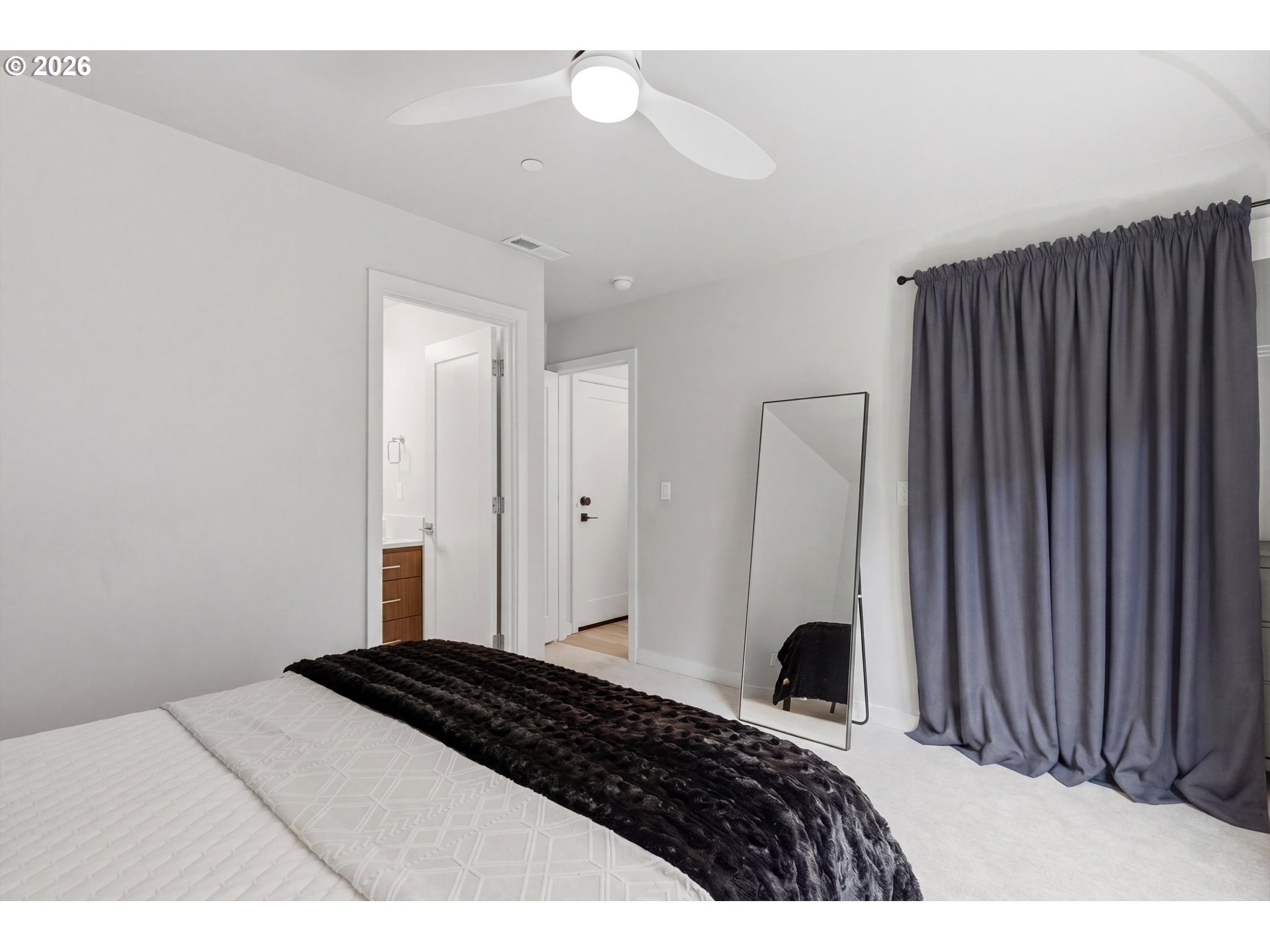 3098 Southwest Pendleton Street Portland, OR 97239 - Photo 26 of 41