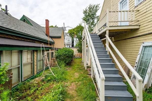$3,300 | 58 Atherton Street, Unit 3, Somerville, MA 02143
