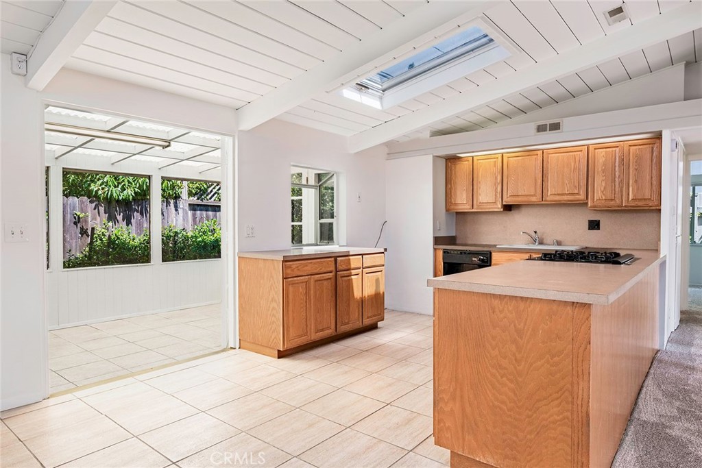 3357 Roxanne Avenue Long Beach, CA 90808 - Photo 51 of 52