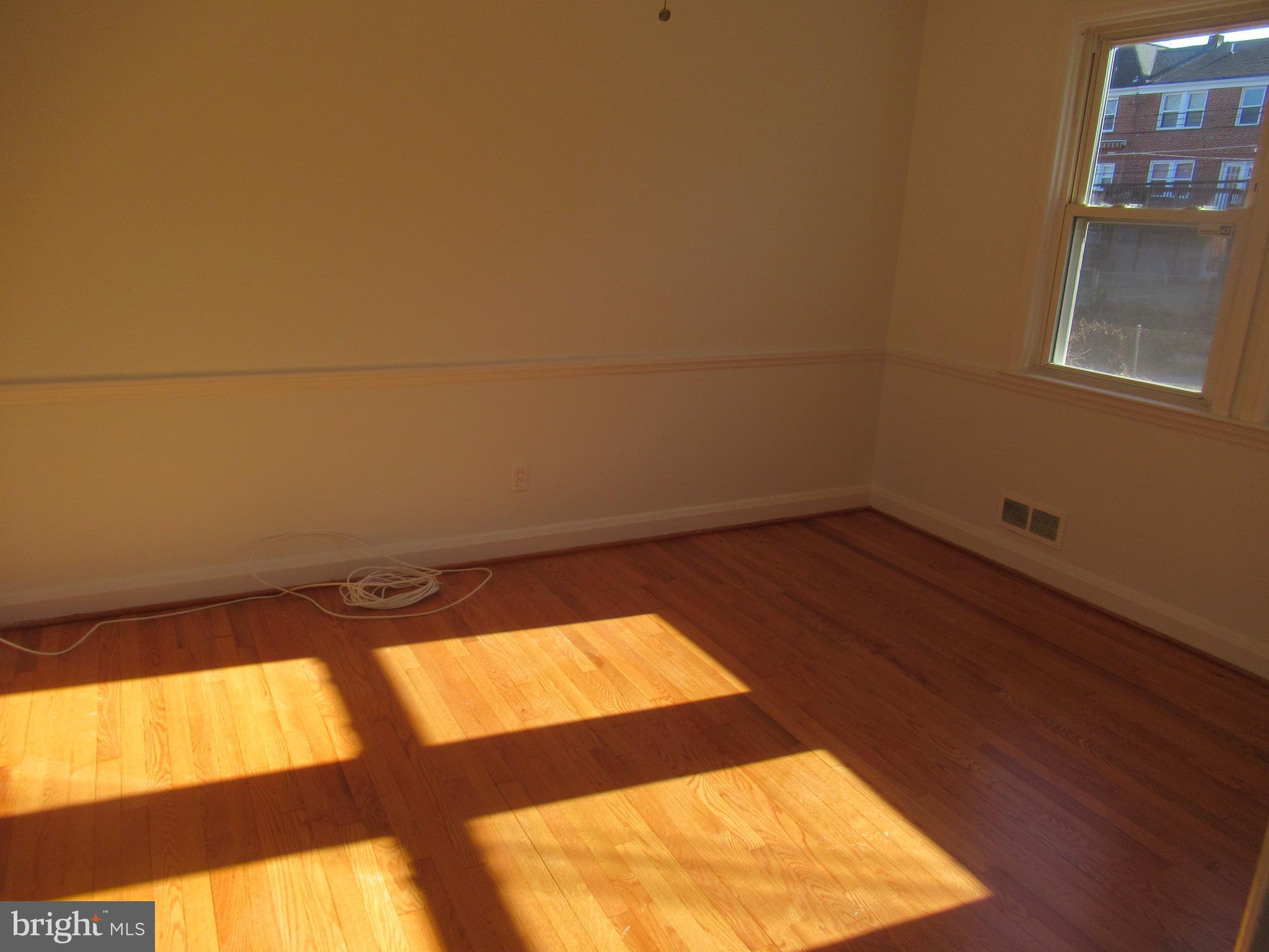 1125 Granville Road Baltimore, MD 21207 - Photo 11 of 38 Dining Room