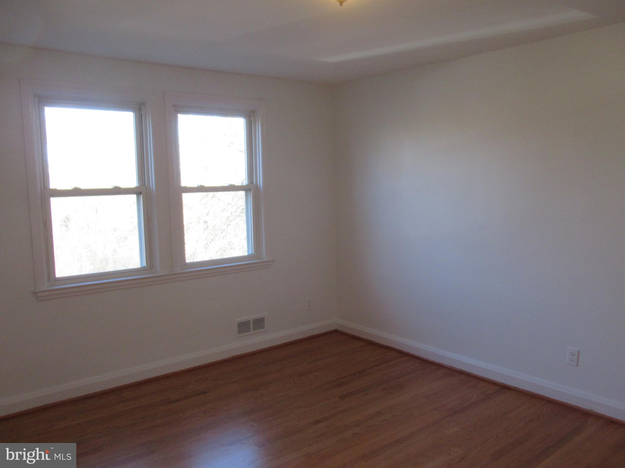 1125 Granville Road Baltimore, MD 21207 - Photo 16 of 38 Gallery Image 16