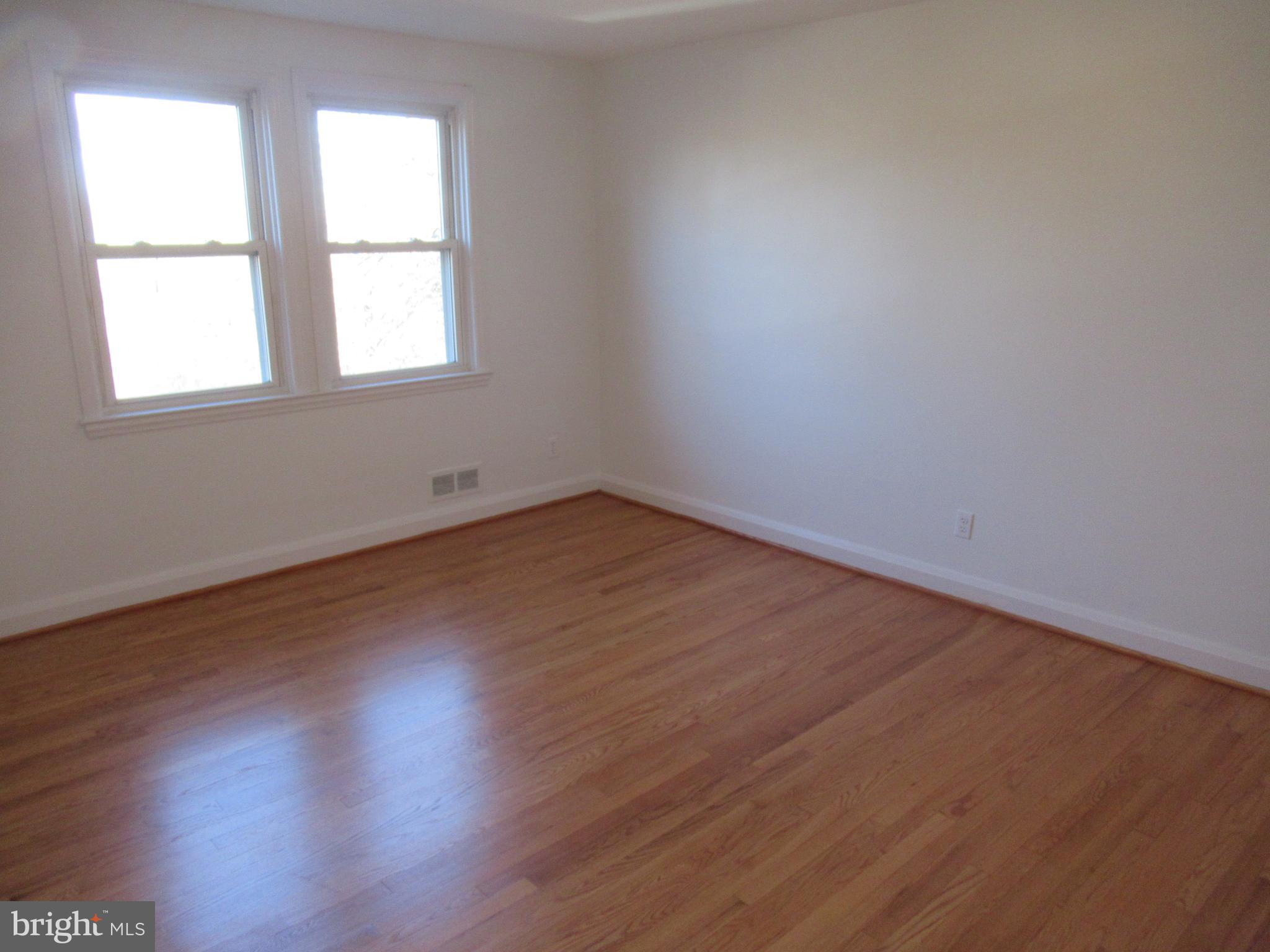 1125 Granville Road Baltimore, MD 21207 - Photo 17 of 38 Bedroom