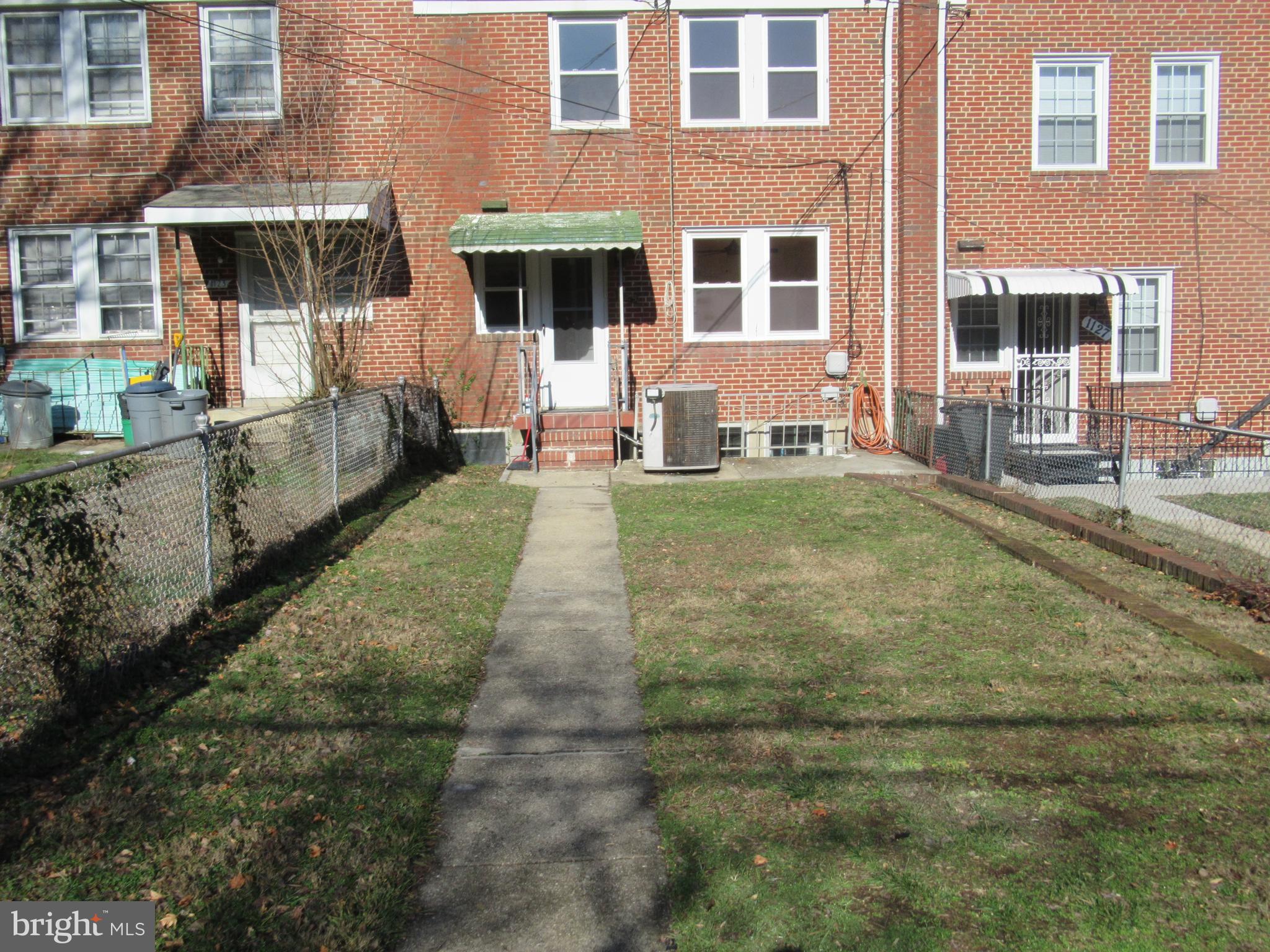 1125 Granville Road Baltimore, MD 21207 - Photo 35 of 38 Back yard