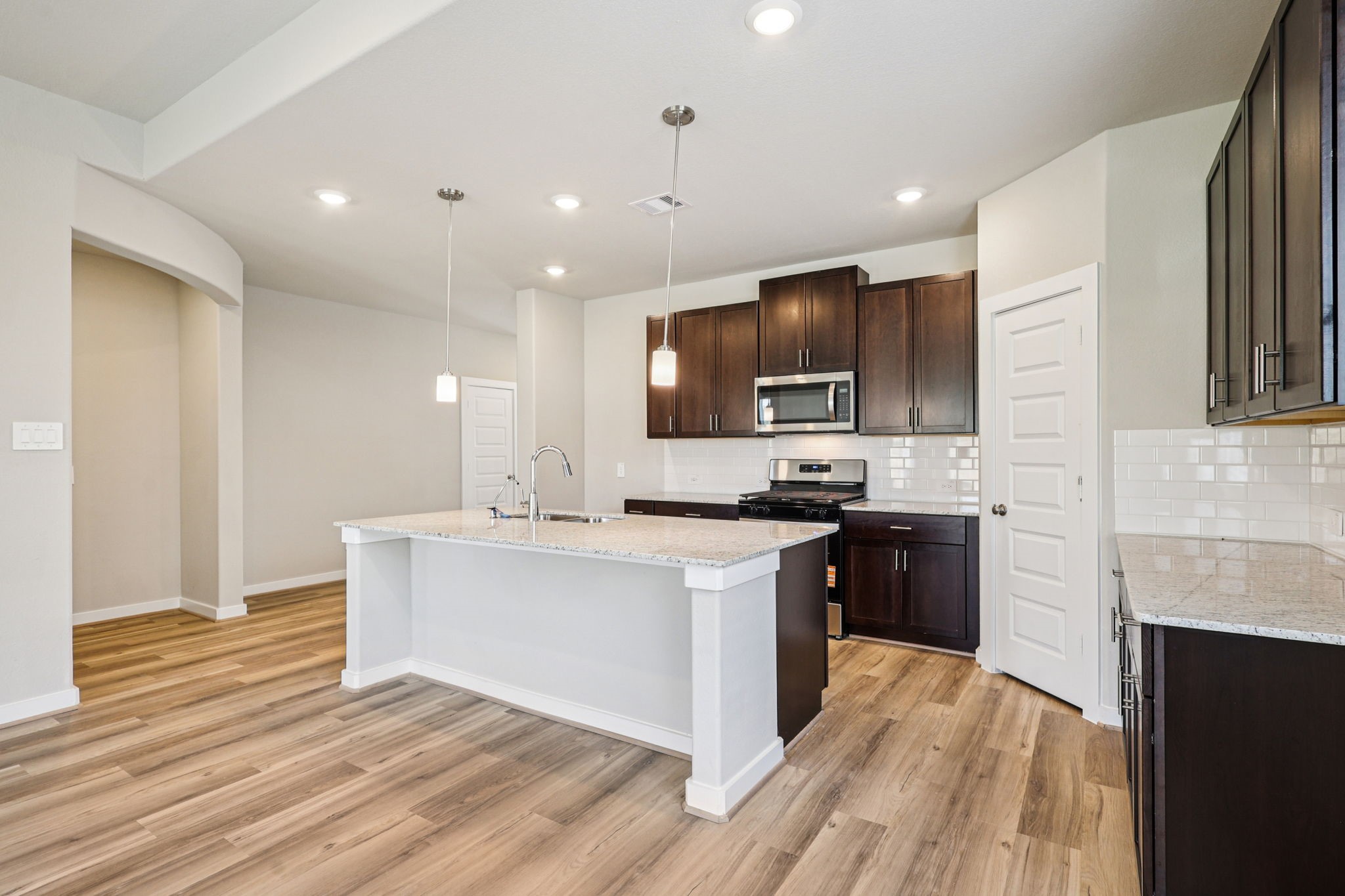 6619 Castella Drive Rosharon, TX 77583 - Photo 15 of 49