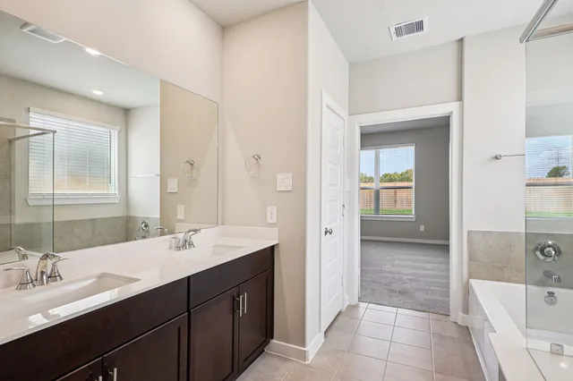 $374,690 | 6619 Castella Drive, Rosharon, TX 77583