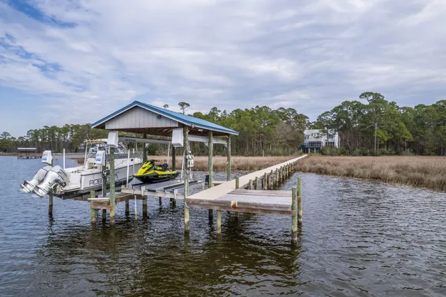 $795,000 | 2857 North 1st Avenue, Milton, FL 32583