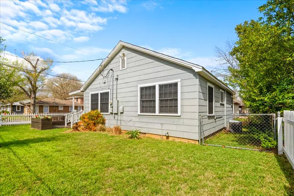 $210,000 | 1107 Washington Street, Brenham, TX 77833