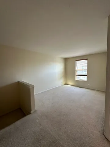 $2,450 | 2462 Emily Lane, Elgin, IL 60124