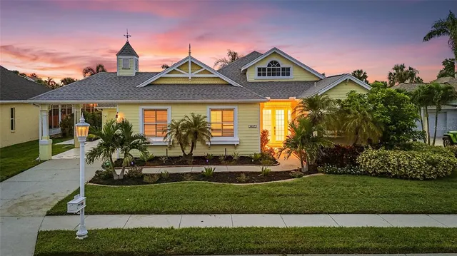 $849,900 | 4427 Shark Drive, Bradenton, FL 34208