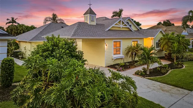 $849,900 | 4427 Shark Drive, Bradenton, FL 34208