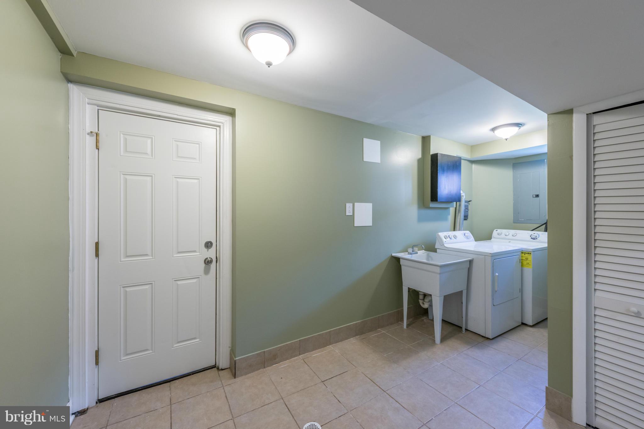 12430 Littleton Street Silver Spring, MD 20906 - Photo 24 of 28 Laundry Room / Exterior Access