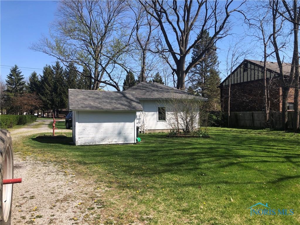 6449 Garden Road Maumee, OH 43537 - Photo 10 of 24 Gallery Image 10