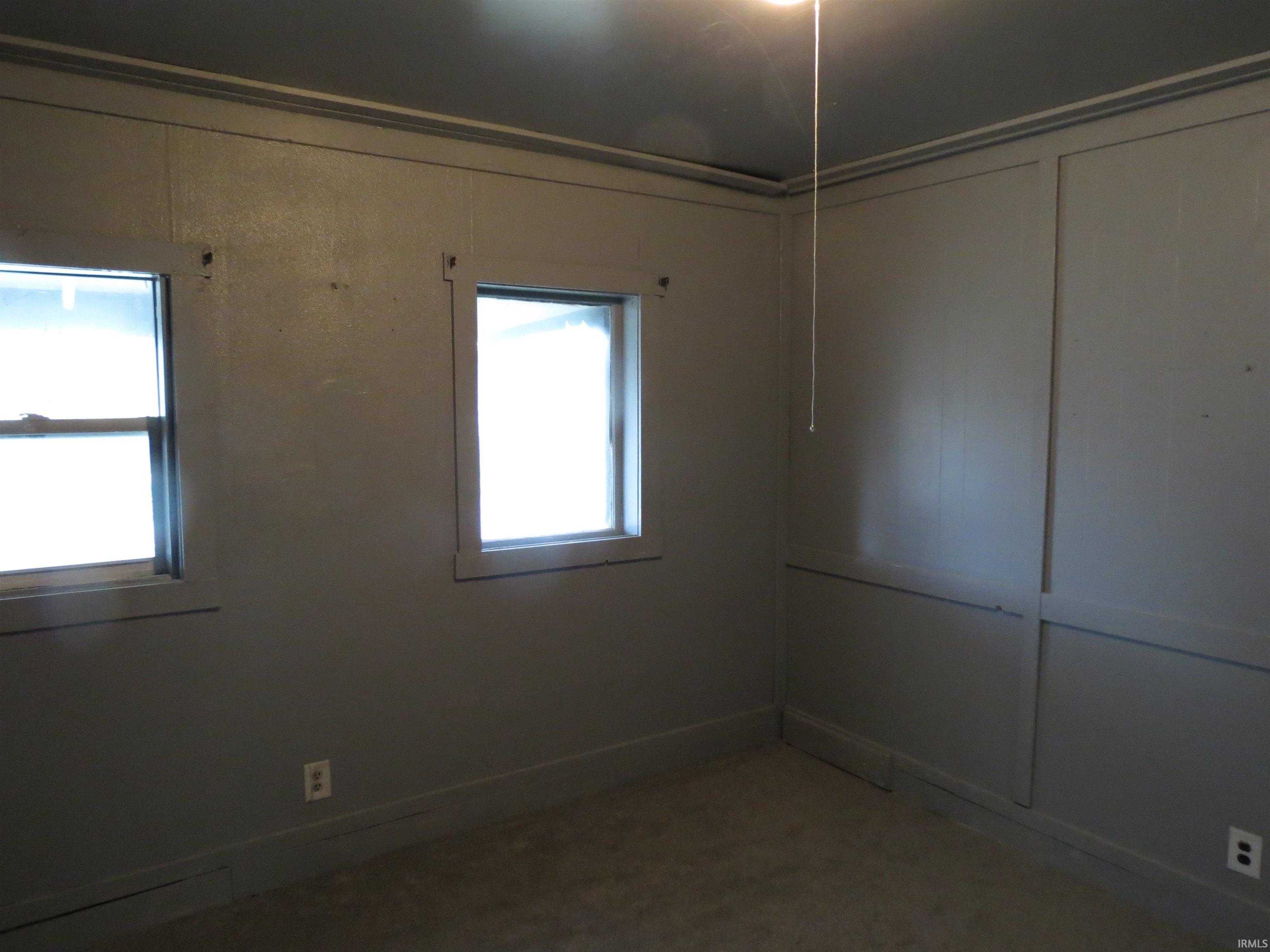 258 West 2nd Street Peru, IN 46970 - Photo 5 of 25