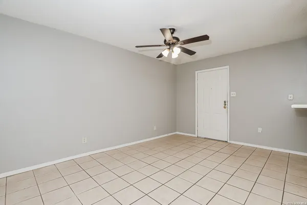 $1,000 | 820 West Olmos Drive, San Antonio, TX 78212
