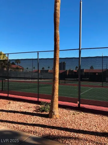 $995 | 5020 Indian River Drive, Unit 422, Las Vegas, NV 89103