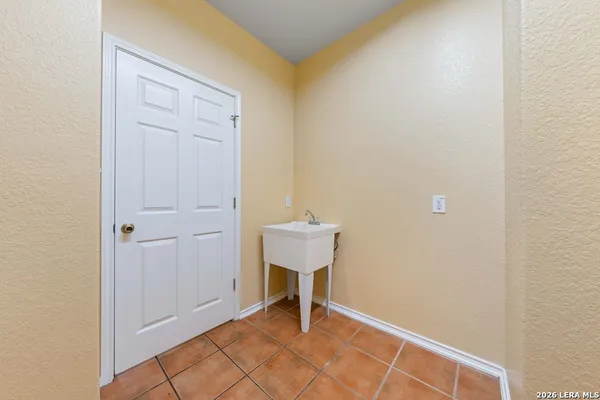 $3,300 | 3338 Bending Creek, San Antonio, TX 78261