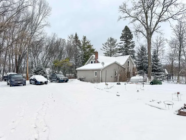 $421,000 | 3405 CTH C, Pulaski, WI 54162
