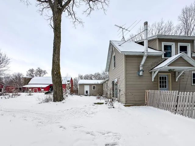$421,000 | 3405 CTH C, Pulaski, WI 54162