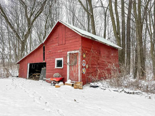 $421,000 | 3405 CTH C, Pulaski, WI 54162