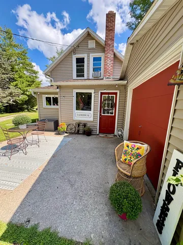 $421,000 | 3405 CTH C, Pulaski, WI 54162